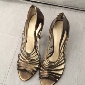 BCBG heels